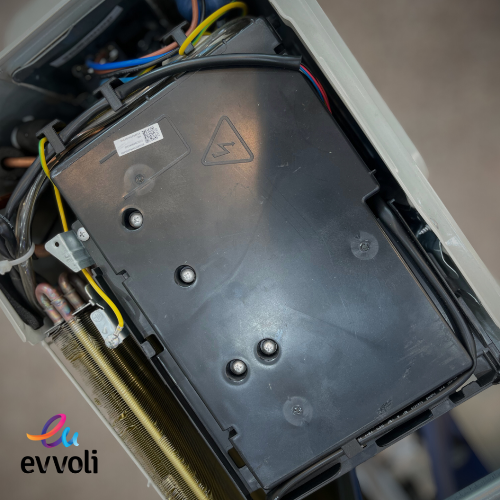 تفاوت کولر گازی ایوولی اینورتر و روتاری تفاوت کولرگازی روتاری و اینورتر