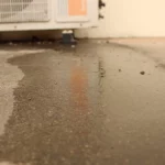 چرا از موتور کولر گازی آب می‌ریزد؟